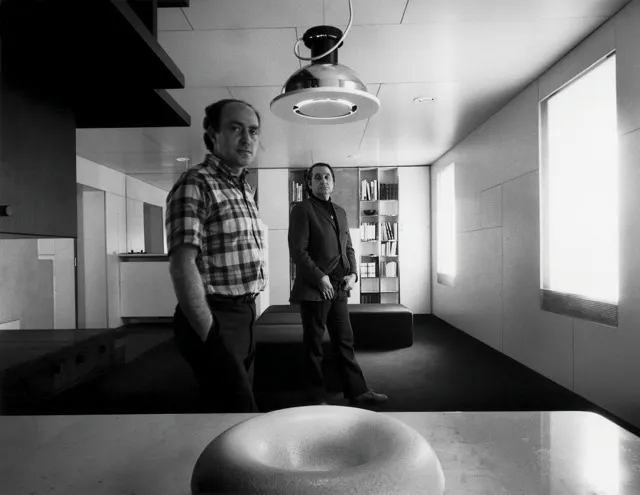 Pomodoro & Sottsass. A Friendship Seen by Ugo Mulas
