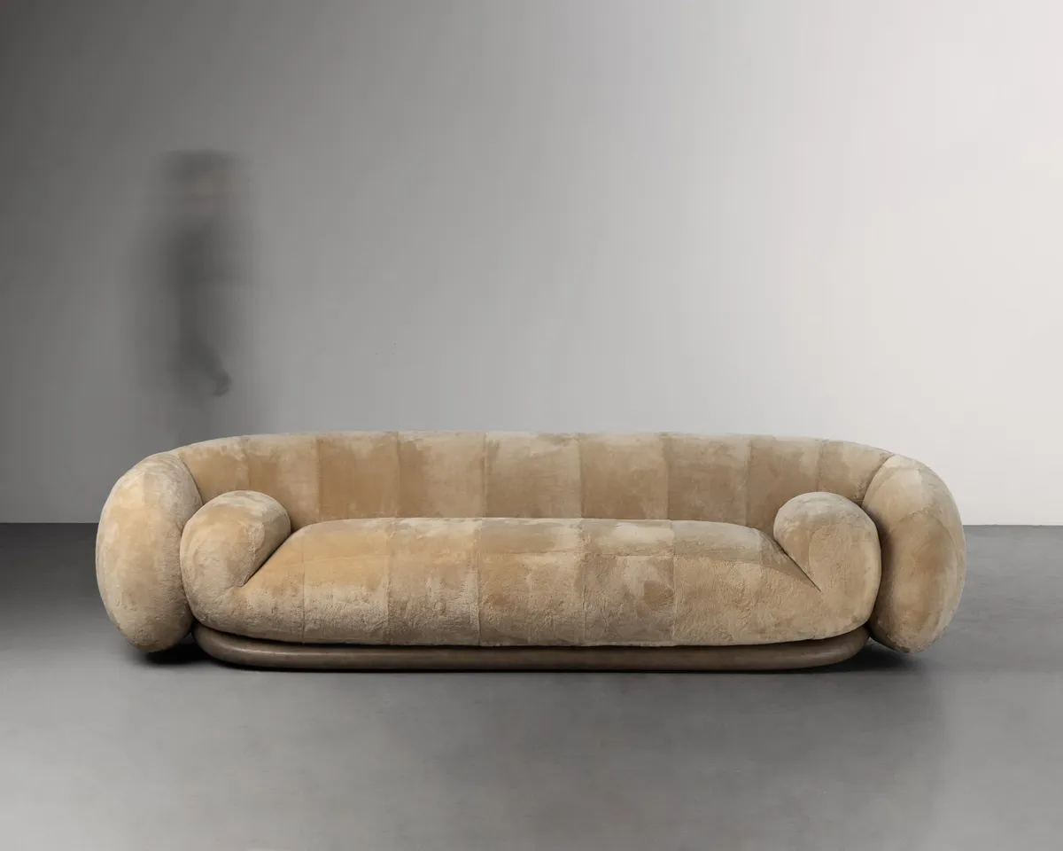 Pieter Maes, Sofa PM101 (YS Beige Brown)
