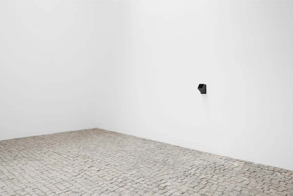 Installation view of Michael Sailstorfer: Pull the Rug