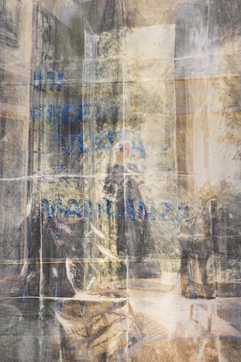 Installation view of Dario Picariello: Per filo e per segno – 10/12