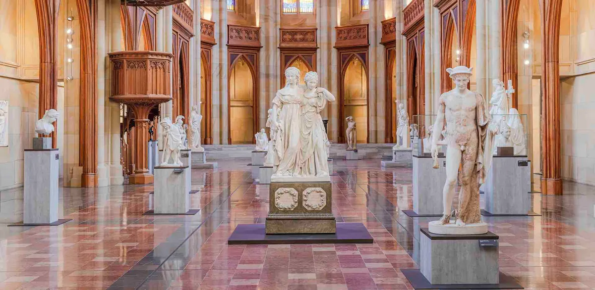 Johann Gottfried Schadow, Double statue of the princesses Luise and Friederike of Prussia (Princess Group), 1795