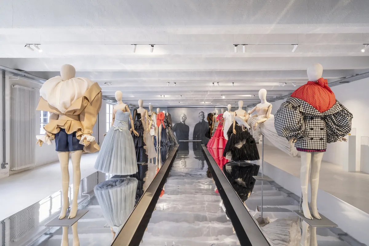 Installation view of Viktor&Rolf: Spectrum
