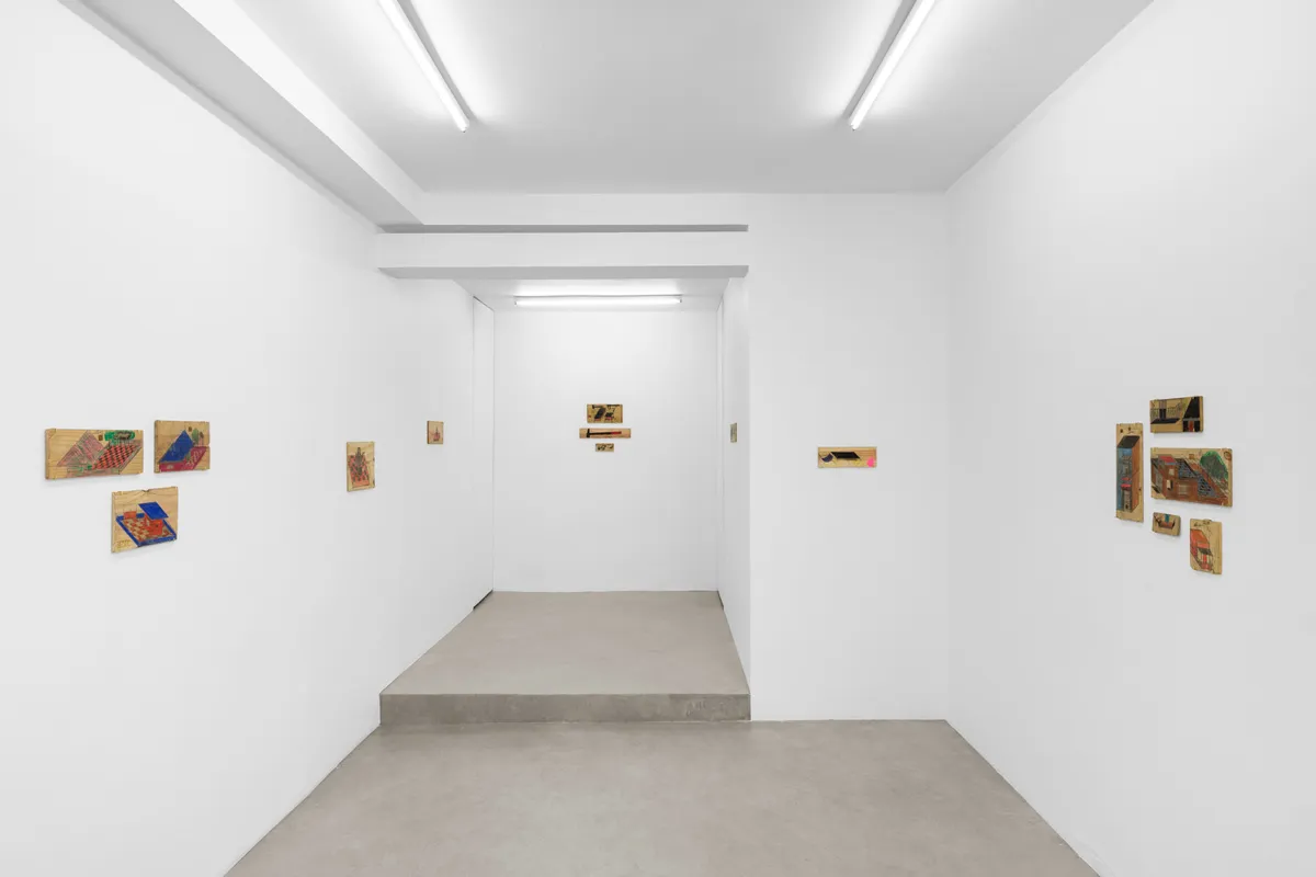 Installation view of Ousseynou Gassama: Espèces d’espaces