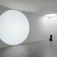 Installation view of Michel Verjux: Tout ou partie